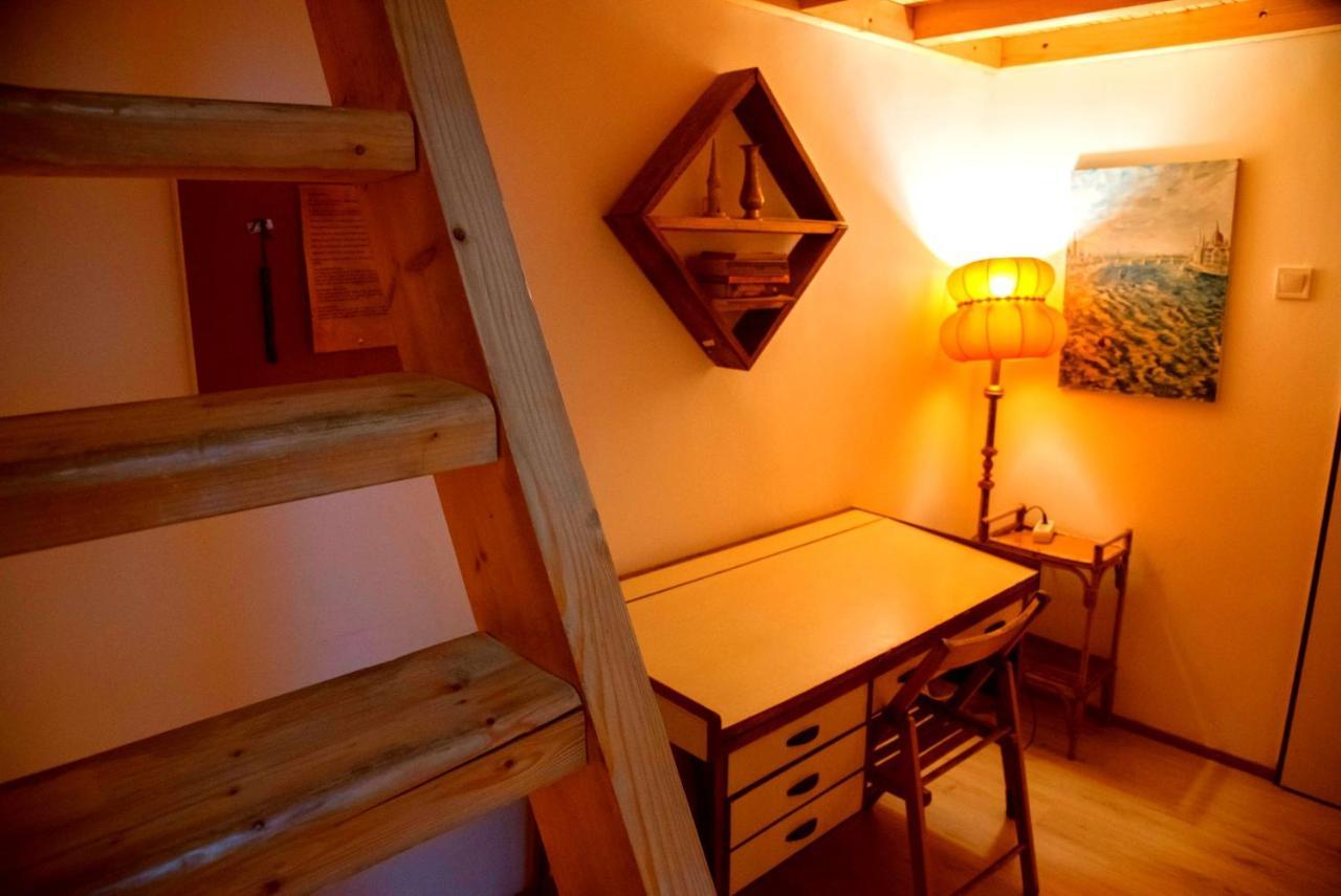 Das Nest Budapest Bagian luar foto