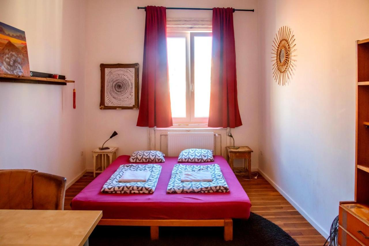 Das Nest Budapest Bagian luar foto