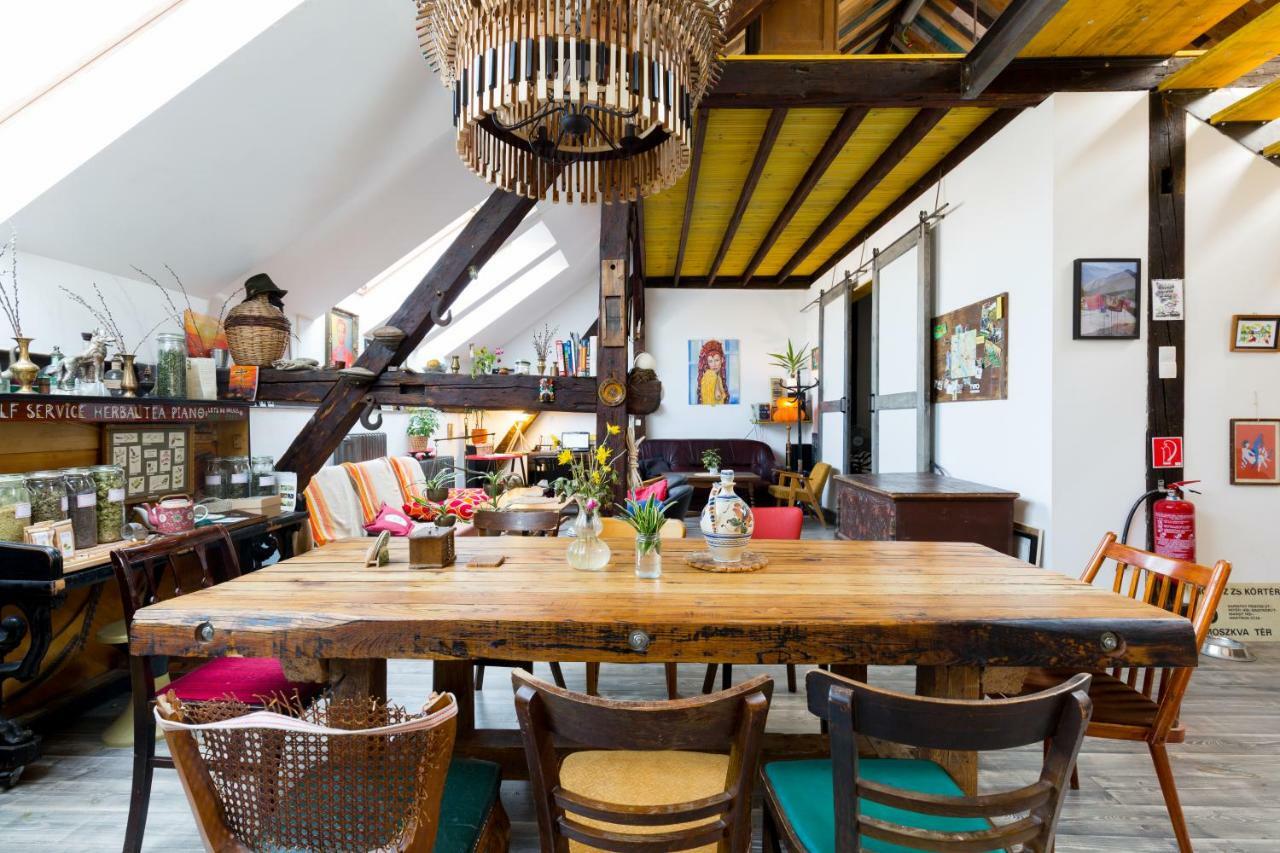 Das Nest Budapest Bagian luar foto